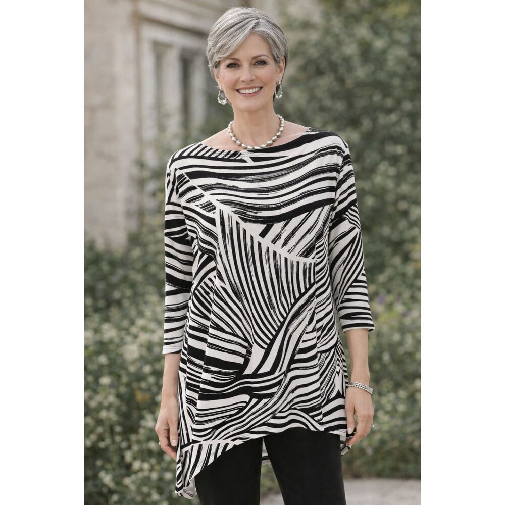 Chico’s Abstract Stripe Asymmetrical Tunic Black White Stretch Hi Low Top Sz XL